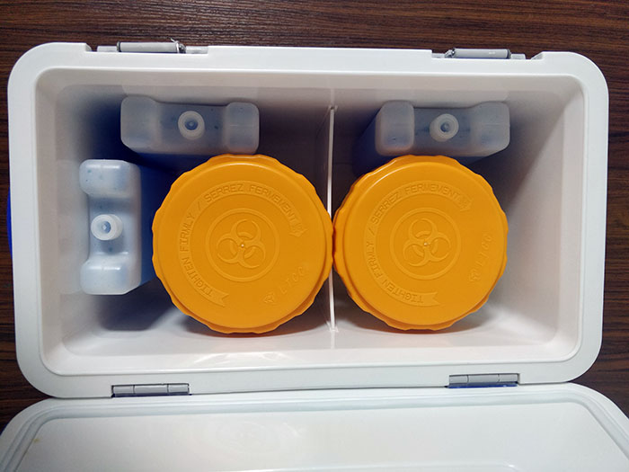 10L藍色樣本安全轉(zhuǎn)運箱